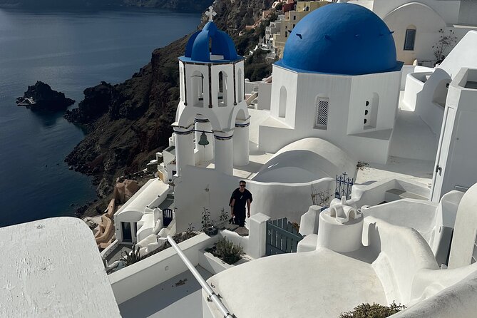Private 6 hour guided tour in Santorini !!! - The ride: air-conditioned, WiFi on board, and real comfort
