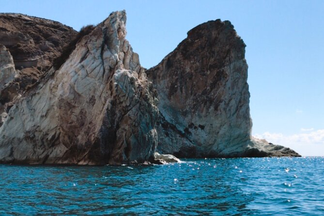 Private boat tour in Santorini with lunch or dinner in Therasia - Sunset from onboard: when timing turns great views into a moment