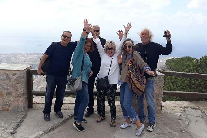 Private Classic Santorini Panorama: Visit the most popular destinations! - The lighthouse viewpoint and Red Beach volcanic drama