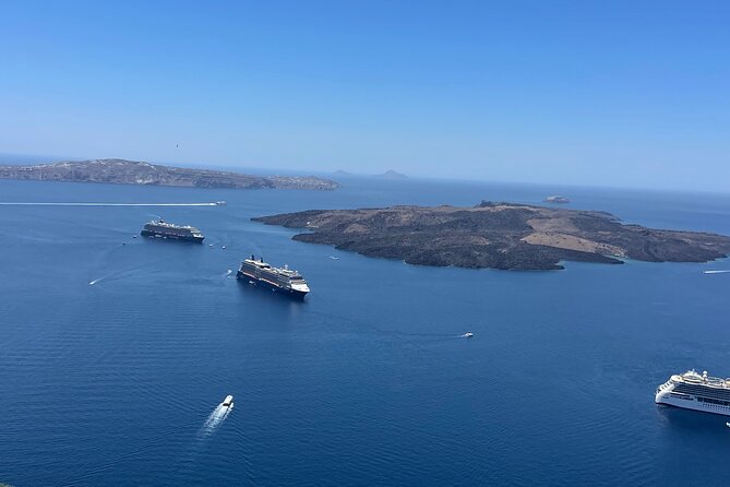 Private Custom Santorini Tour – Hidden Gems & Iconic Views - Megalochori, Akrotiri Lighthouse, and Perivolos Black Sand Finish