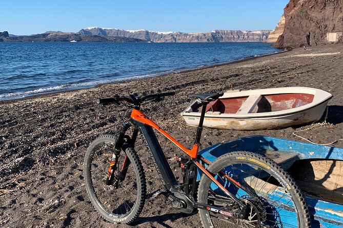 Private Electric Mountain Bike Experience and Tour in Santorini - Windmills on the Hill Crest for a 360 View