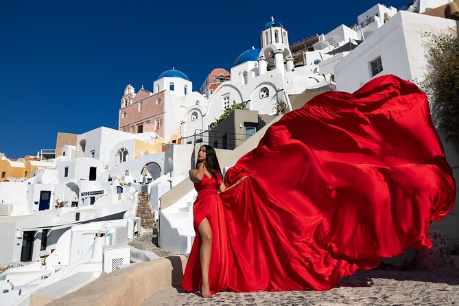 Private Express Flying Dress Photoshoot in Santorini – 30 Minutes - Timing, Session Style, and What Morning Sessions Mean for Your Day