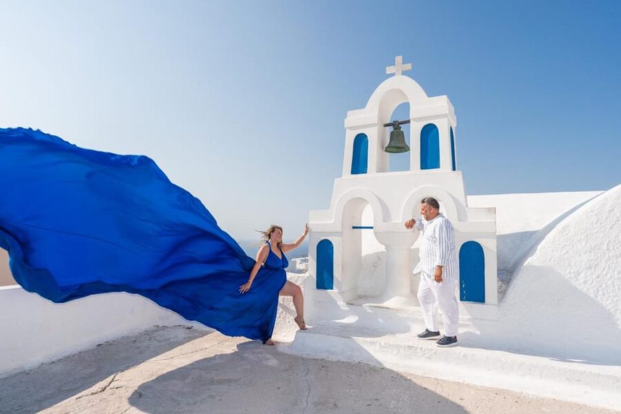 Private Flying Dress Photoshoot Santorini With Pickup - Getting Your Final Photos Back Fast