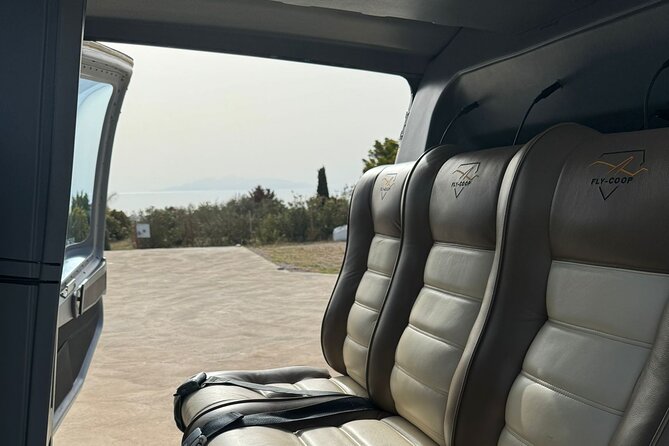 Private Helicopter Tour Santorini 20 minutes - up to 4 passengers - Photo tips that actually matter in a helicopter