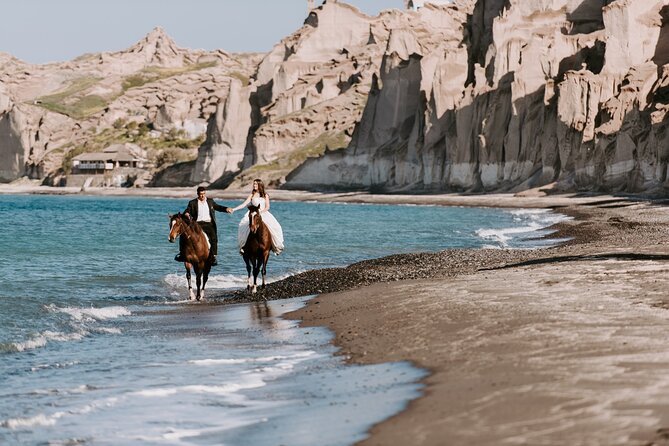 Private Horse Riding Experience in Santorini - Getting started at Santorini Horse Riding: safety, helmets, and first steps