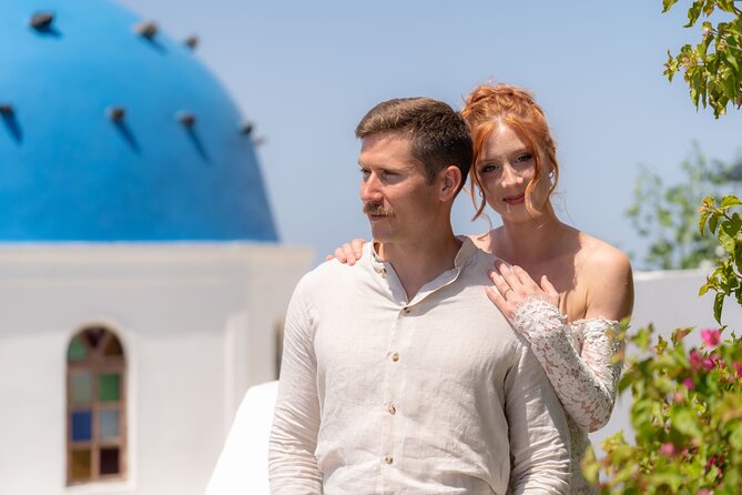 Private Photo Session in Santorini - Stop 4: Sunset in Oia, your golden-hour payoff