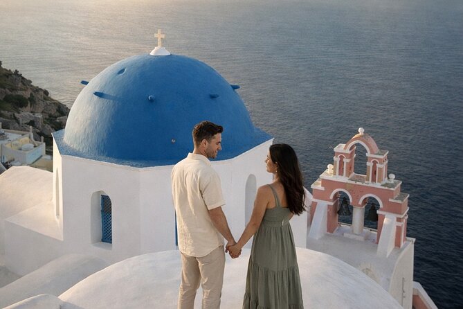 Private Photoshooting in Santorini with a local Photographer - Stop 2: Oia beyond the obvious spots, alleys and rooftops with better flow