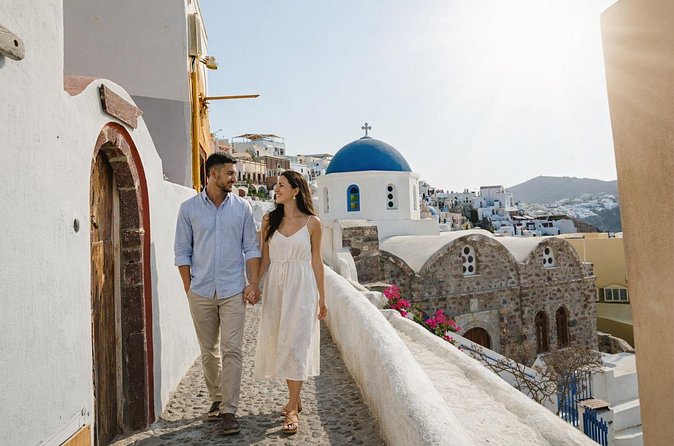 Private Photoshooting in Santorini with a local Photographer - Price and value: $288.37 per group up to 5 people