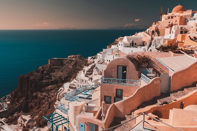 Private Santorini 4-Hours Tour : Oia, Megalochori & wine tasting - Oia: blue domes, white alleys, and the photo time that matters