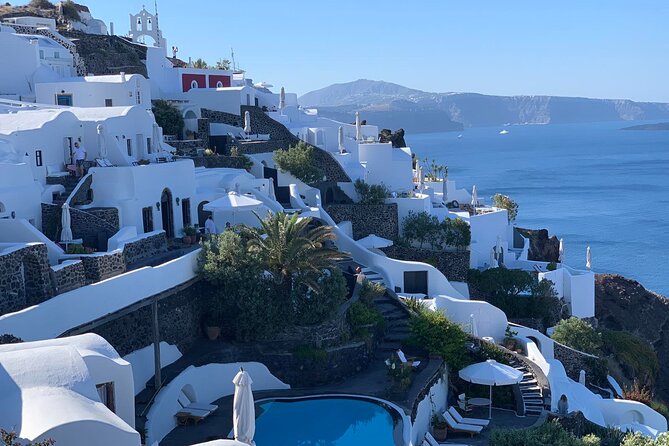 Private Santorini Half Day Highlights 4-Hour Tour & Native Driver - Getting picked up in Santorini without losing your day