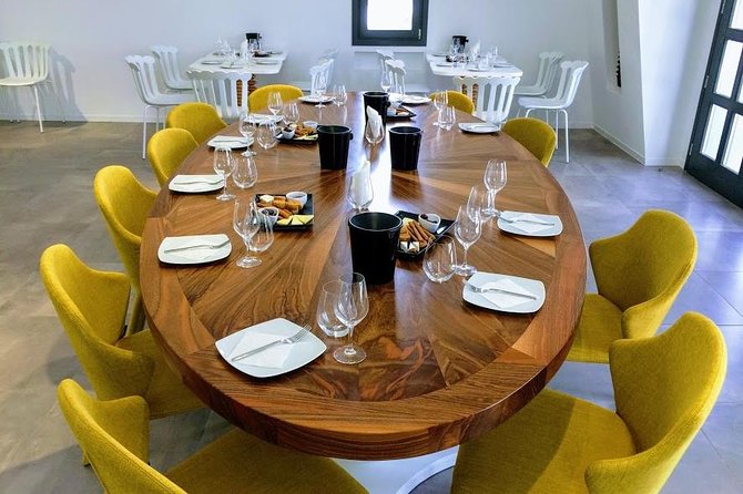 Private Santorini History and Wine Tasting 5-Hour Tour - Artemis Karamolegos: volcanic terroir and modern winemaking since 1952