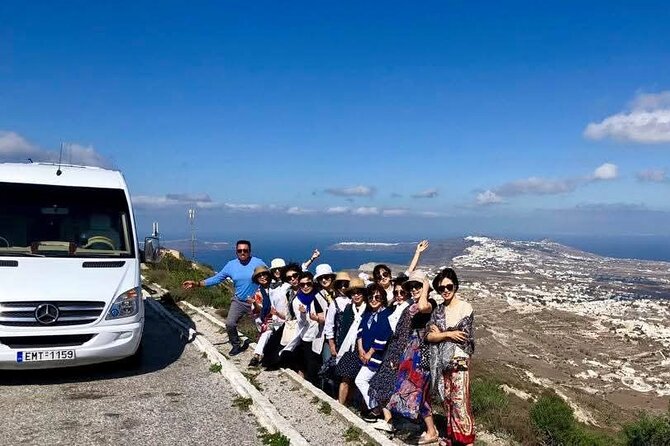 Private Santorini Island Tour 4 hours-Wine Tasting Optional - Oia with 45 minutes: how to make that time count
