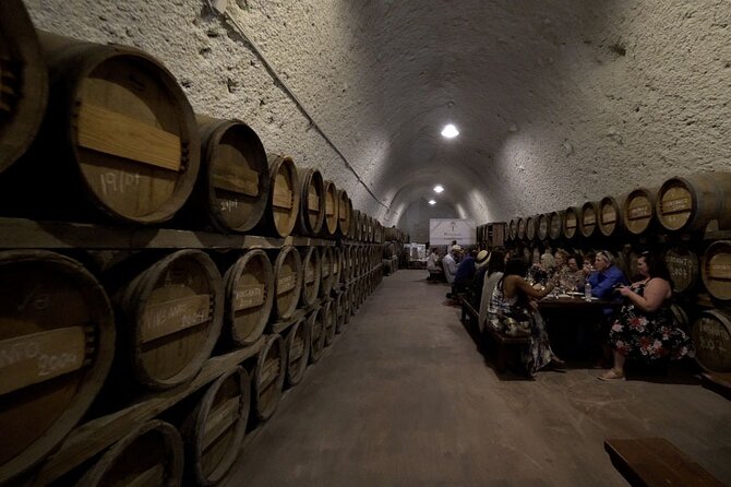 Private Santorini Wine Tour with 12 Wine Tastings and Lunch - Caldera sunset tasting finish: why the last hour matters