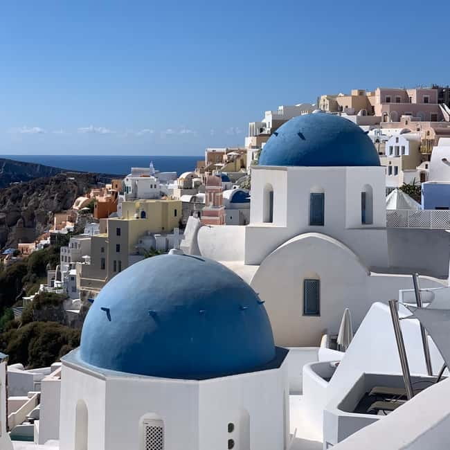 Private Sightseeing land tour and wine tasting - Oia walk and viewpoints, including the Kastro House look