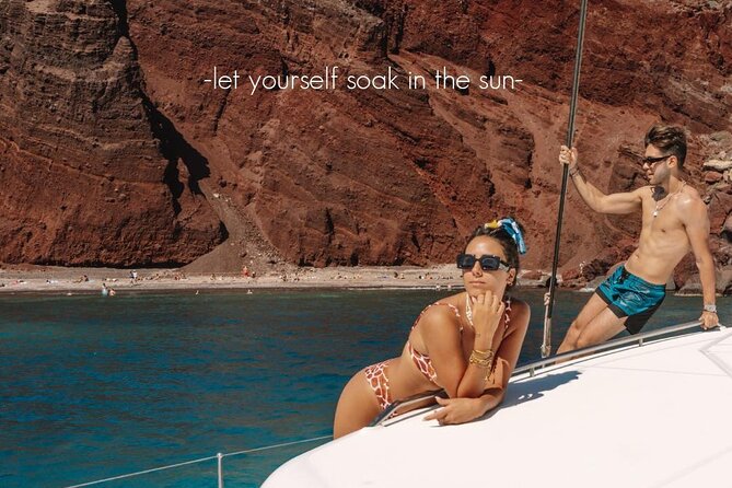 Private Sunset Cruise with Full Greek Dinner - Crew and communication: what you should expect from the team