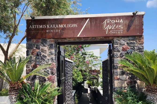 Private Tailor Made Tour in Santorini - Starting at Teleferik in Fira: fast access and easy meeting point