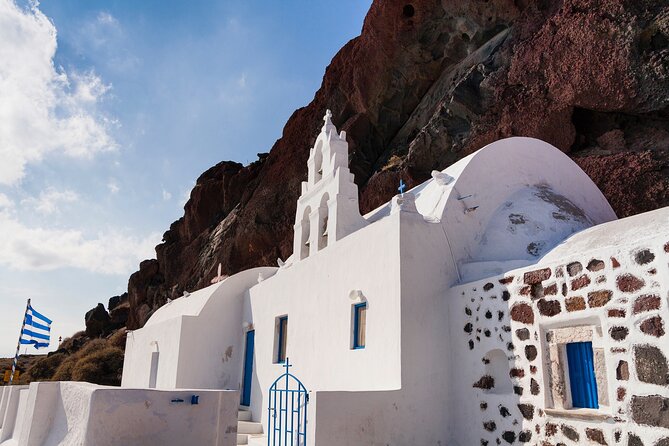 Private Tour: Discover South of Santorini - Megalochori and Kamari: villages that slow the pace