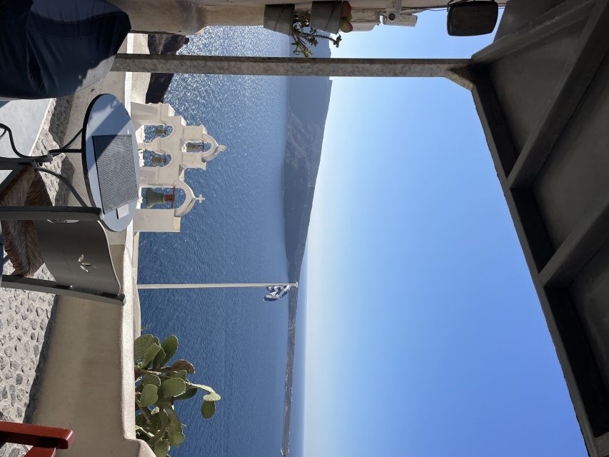 Private Tour of the Famous Blue Domes and Caldera - Pickup and meeting points, so you do not waste time