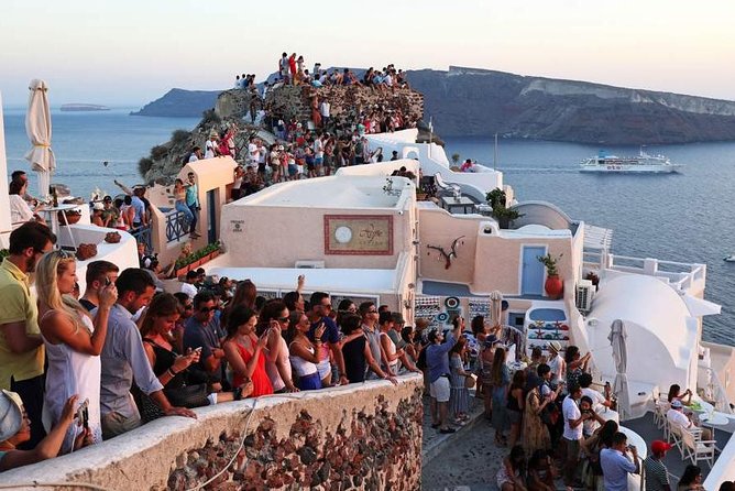 Private Tour Santorini best Attractions - Perissa black sand beach: volcano vibes and real beach time