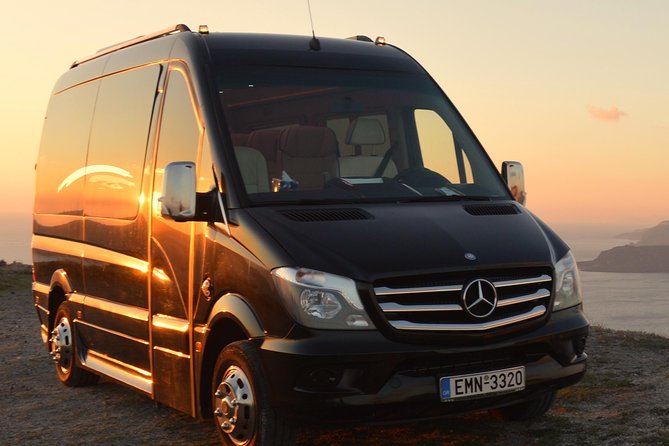 Private Transfer , from or to Santorini Airport / Port / Hotel - How the meeting process stays simple