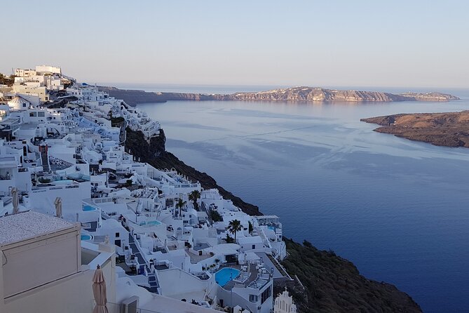 Private Transfer from-to Santorini airport to-from anywhere in Santorini Island - Should you book this transfer on Santorini?