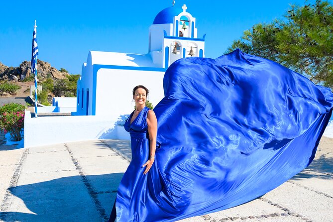 Santorini 2h Private Flying Dress Photoshoot with Transportation - Timing and the one downside: 2 hours can mean more van time than you expect