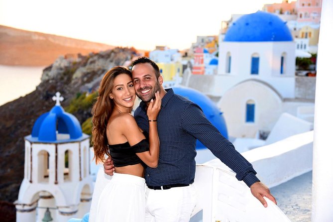 Santorini 3 hours Photo Tour with your personal Photographer - A panoramic stop near Fira: catch the wider views without losing the plot