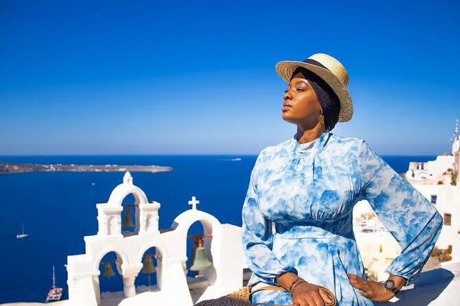 Santorini: 40min. Private Photoshoot - Key Things I’d Book This For