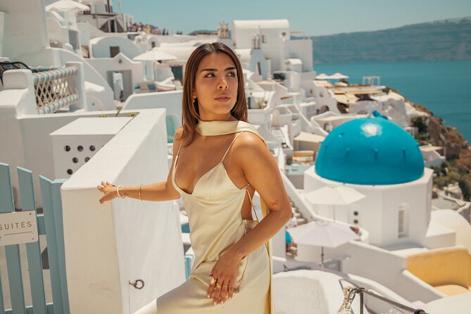 Santorini: 40min. Private Photoshoot - Who This Private Santorini Photoshoot Suits Best
