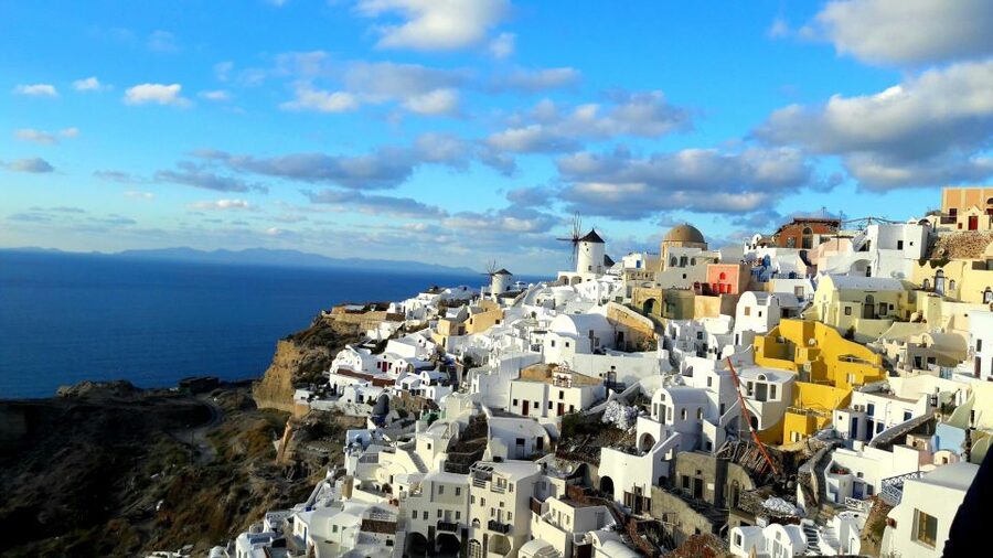Santorini: 6-Hour Classic Panorama Private Tour - Red Beach and Akrotiri Lighthouse: Volcanic Drama at the Southwest Edge