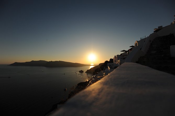 Santorini 6 Hour Private Custom Tour With a Local Driver - Best for: who this private tour suits