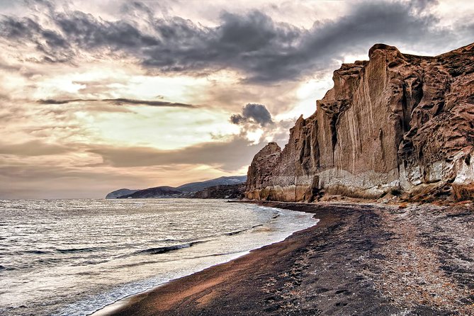 Santorini: 6hr Private Tour with Olive Oil, Beer or Wine Tasting - Stop 5: Castle of St Nicholas stories plus an hour of breathing room (1 hour)