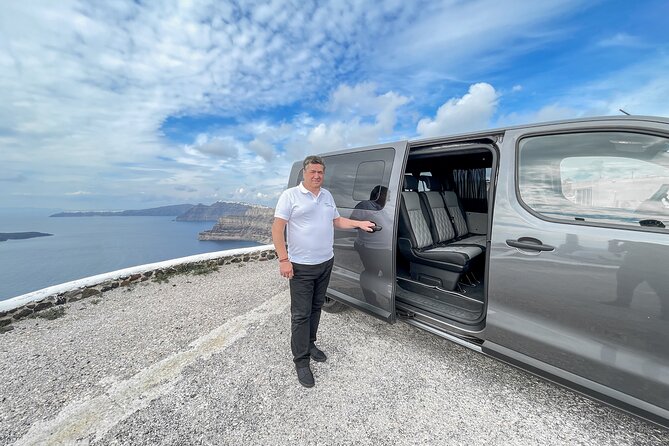 Santorini Airport to any Hotels or vice versa - What’s included on the ride: Wi-Fi, waiting, and no extra stops