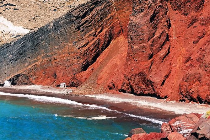 Santorini All Inclusive Private Tour With Traditional Greek Lunch - Oia main street: 2 hours for the classic Santorini fix