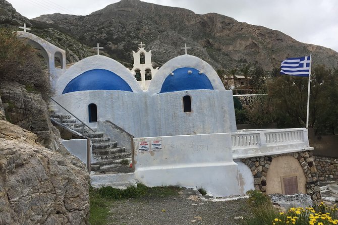 Santorini Blue Domes Private Tour - The itinerary in real human terms: Imerovigli first, then Oia