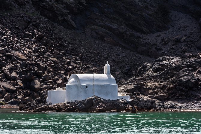 Santorini Caldera Cruise Tour (Volcano, Hot Springs, Thirassia) - Thirassia free time: villages, viewpoints, and the May 25 port-closure workaround