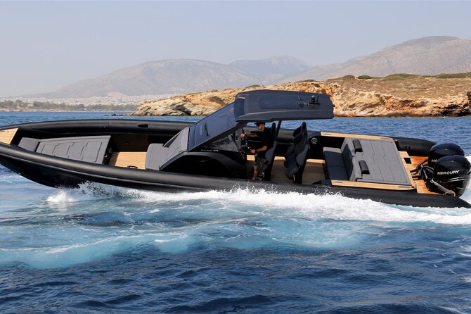 Santorini Caldera: Private Cruise with Speed Boat & Open Bar - Mesa Pigadia Beach: Black-Rock Water Time