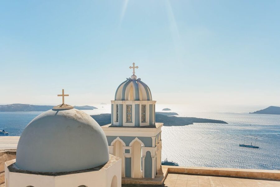 Santorini: Caldera Trail Guided Hike and Sunset Viewing - Terrain, pace, and what to wear (so you don’t suffer for the photos)