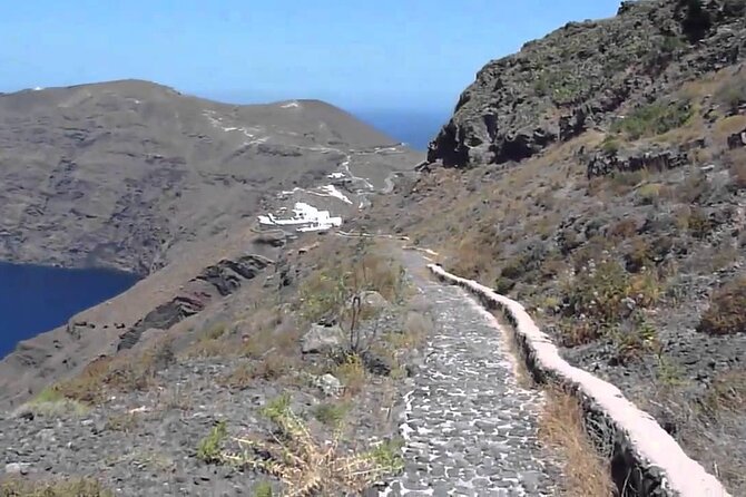 Santorini Caldera Walk Hiking Experience Fira-Oia - Why This Fira to Oia Caldera Walk Feels Like the Real Santorini