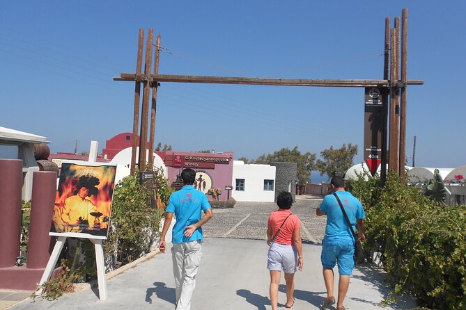 Santorini car tour with a local - Oia on foot: shopping, whitewashed streets, and a calmer stroll