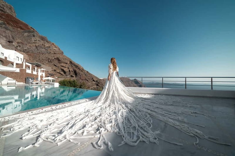 Santorini: Casual Photoshoot by Flying Dress Photo © - Should you book Flying Dress Photo in Santorini?