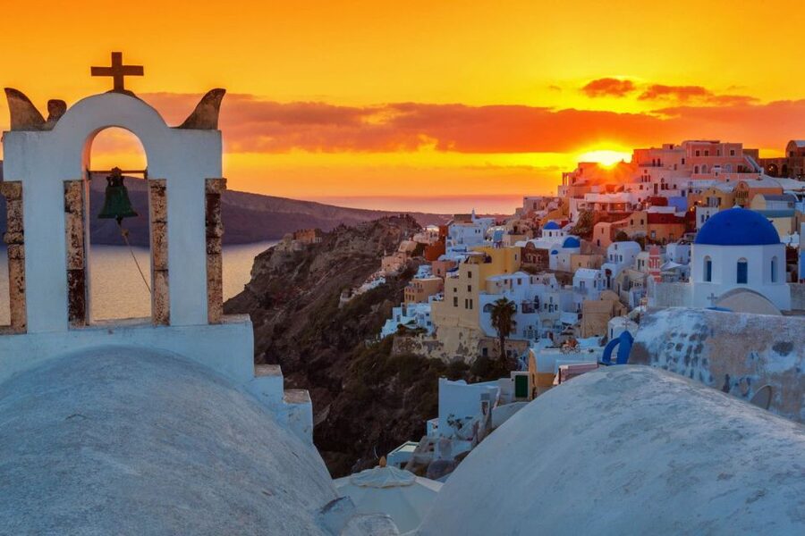 Santorini: Catamaran Cruise, Winery, & Oia Sunset Combo Tour - Logistics That Affect Your Enjoyment (And How to Handle Them)