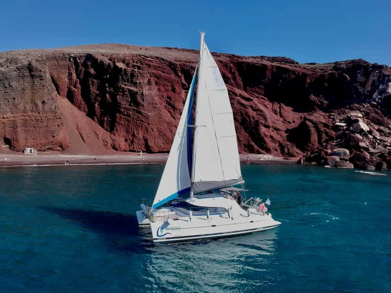 Santorini: Catamaran Cruise with Food and Drinks - A 5-hour Santorini loop that actually gives you water time