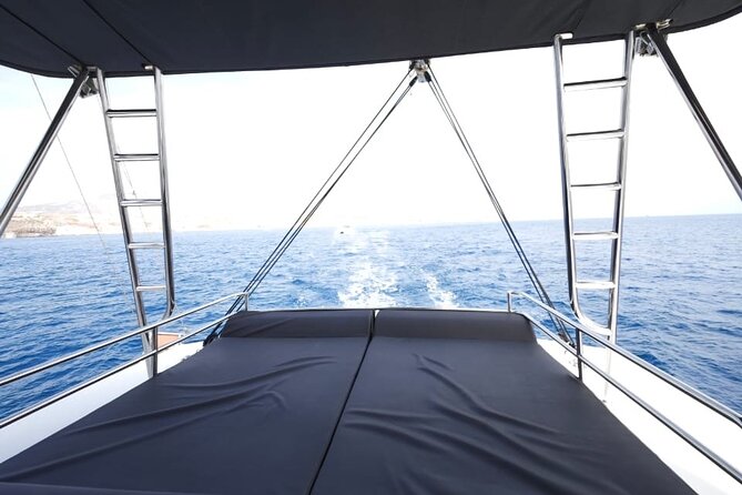 Santorini Catamaran Cruise with Meal and Drinks - The Crew: Thomas, Ellie, and the Feel of a Private Adventure