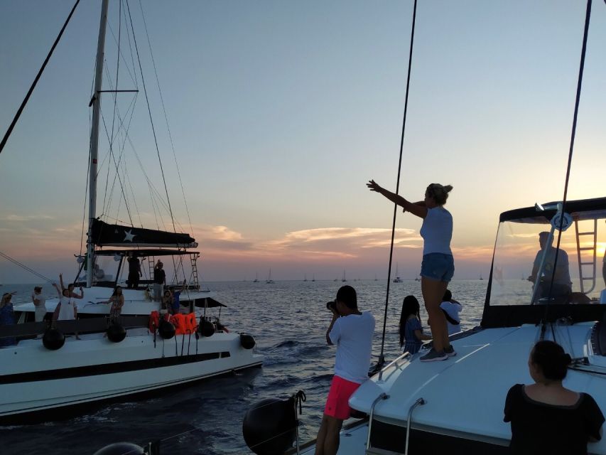 Santorini: Catamaran Cruise with Meal & Open Bar - Key moments to look forward to