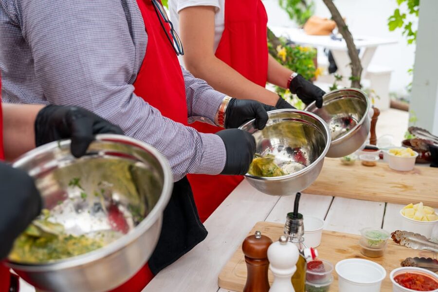 Santorini: Cooking Class with Lunch and Wine Tasting - What you’ll cook: classic dishes with a Santorini twist