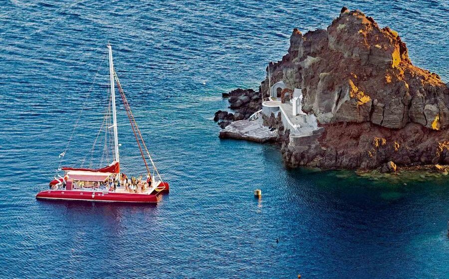 Santorini: Cruise Catamaran with BBQ & Drinks Day or Sunset - Key Points If You Want the Highlights