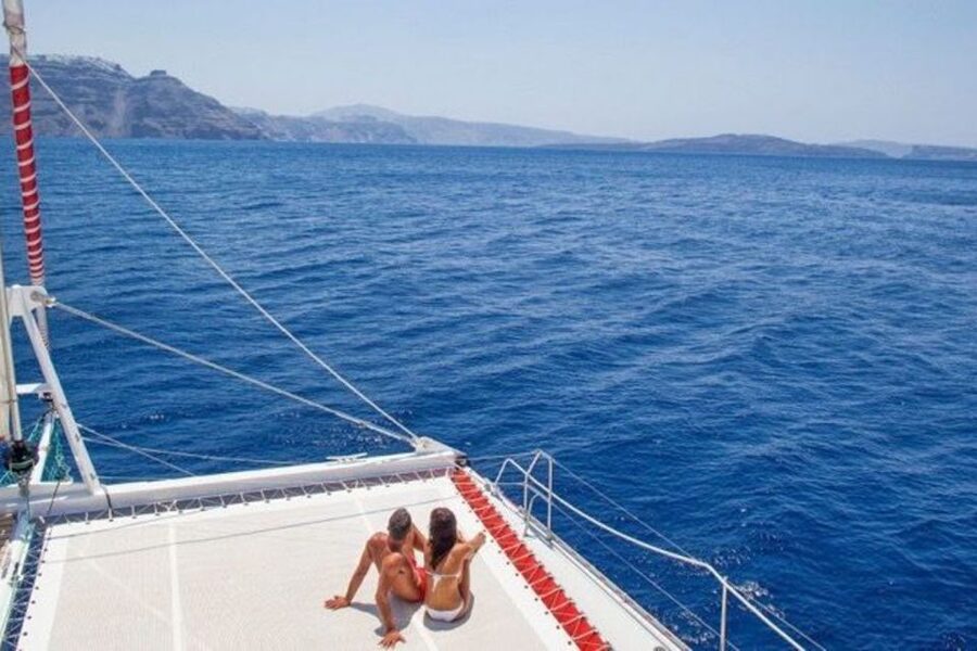 Santorini: Dream Catcher 5-hour Sailing Trip in the Caldera - Hot springs and volcano scenery, seen from close range