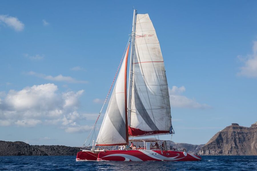 Santorini: Dream Catcher 5-hour Sailing Trip in the Caldera - Sailing back: volcanic islands, Aspronisi, and the return to Vlihada