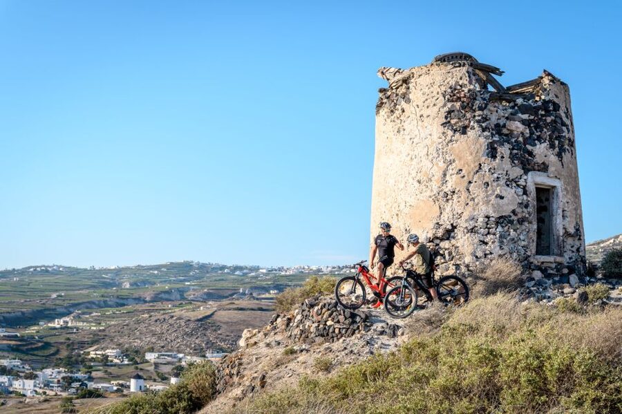 Santorini e-bike guided tours - Why Santorini Looks Different from an E-Bike Seat
